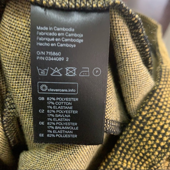 COPY - H&M Peplum Top Size Medium - Picture 8 of 9